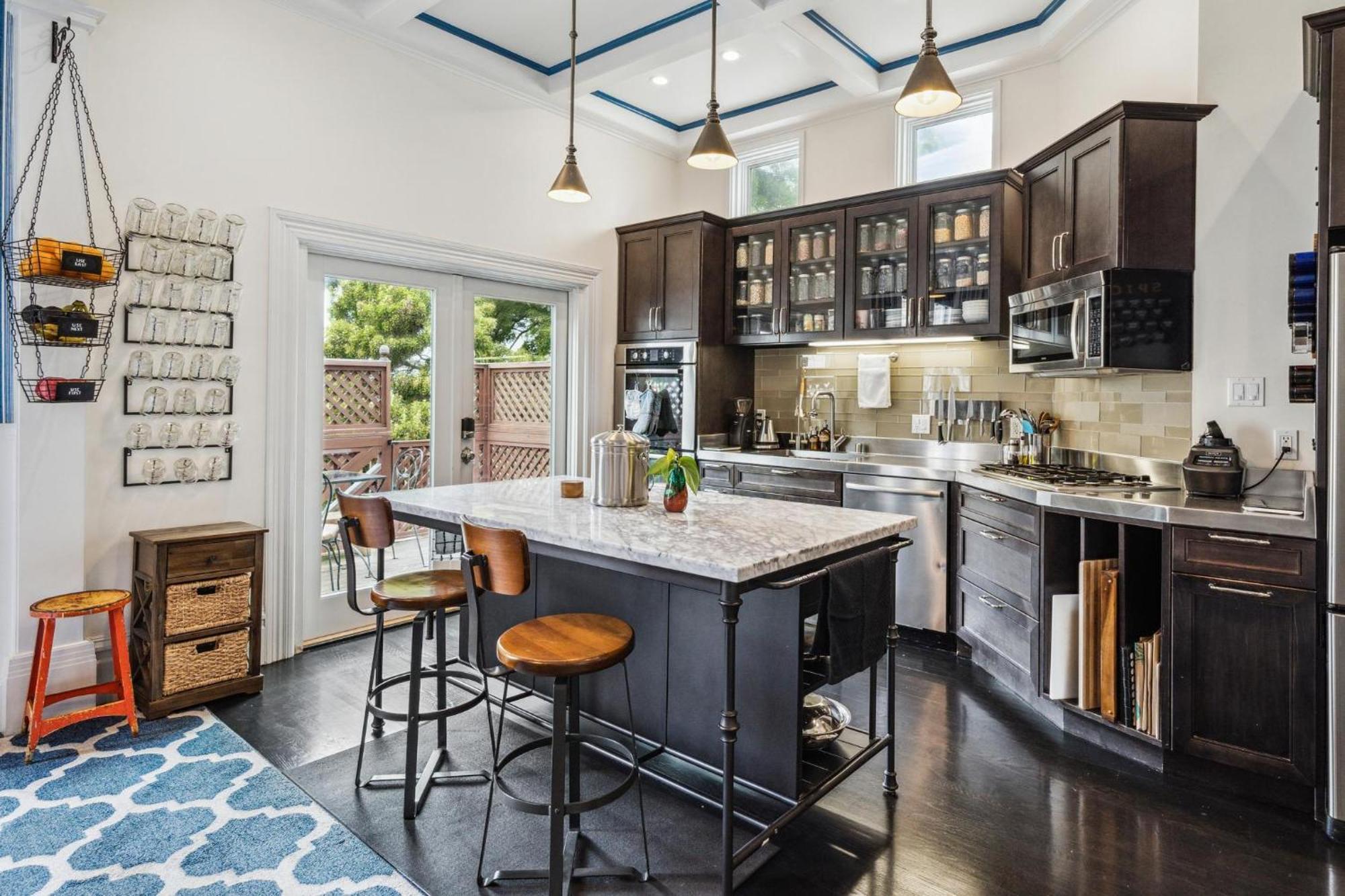 Historic & Charming Victorian Home Sleeps 11 ซานฟรานซิสโก ภายนอก รูปภาพ